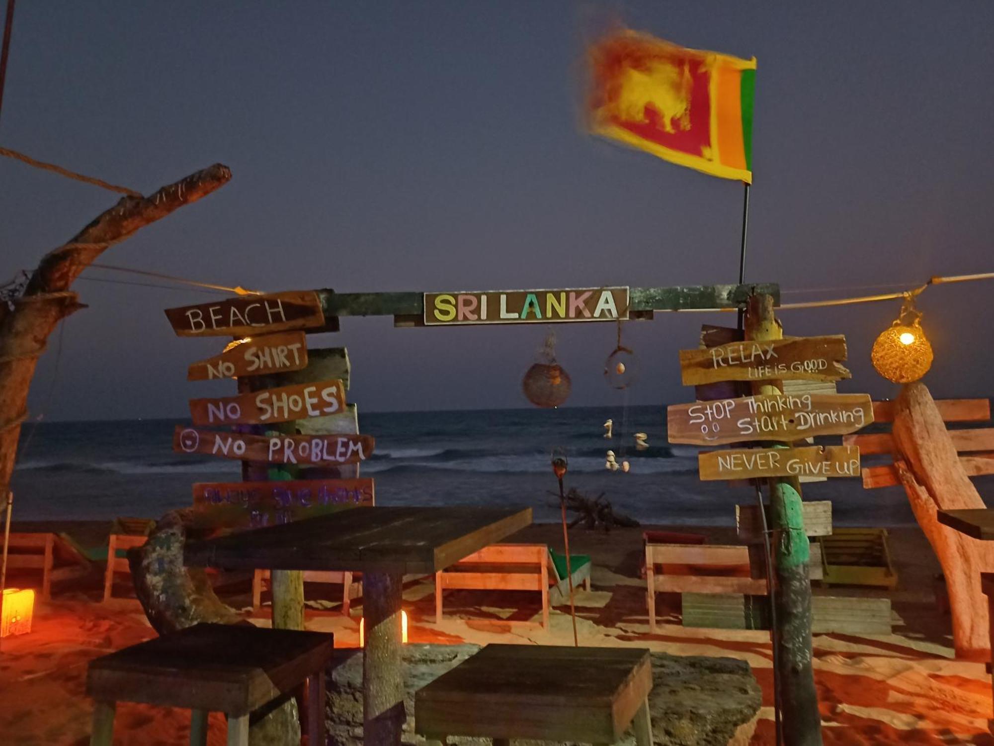 The Beach Lovers Nilaveli Exterior photo